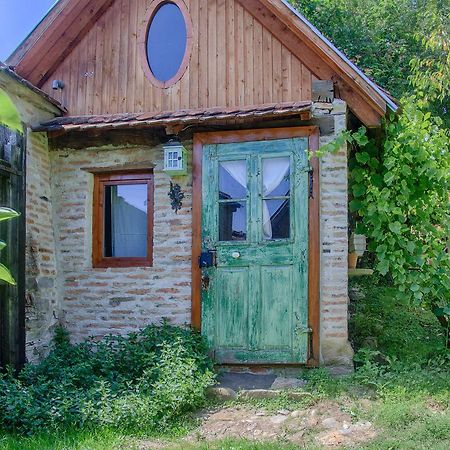 Dominic Boutique - Atelier Guest House Cloasterf Екстериор снимка